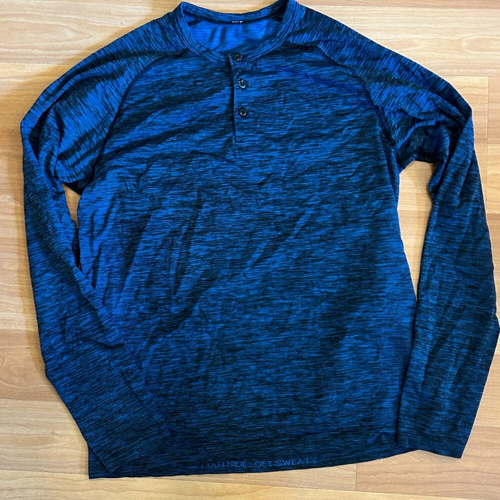 Lululemon - Long Sleeve Blue 3-Button Shirt - Men's M